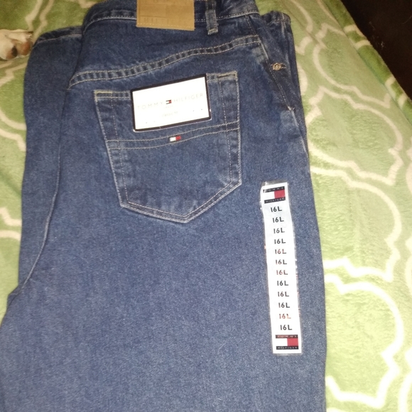 Tommy Hilfiger Denim - NWT Tommy Hilfiger Ladies Jeans Classic Fit Sz 16L